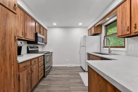 3124 N Bluemound Dr, Appleton, WI 54913 photo 6