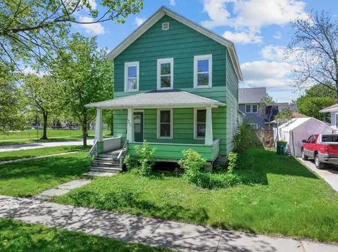 403 N Chestnut Ave, Green Bay, WI 54303