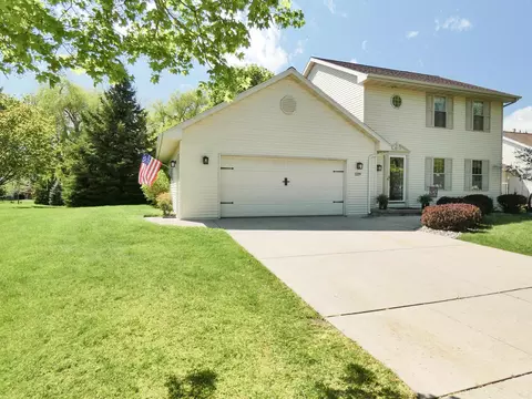 1229 Billie Ct, Green Bay, WI 54313