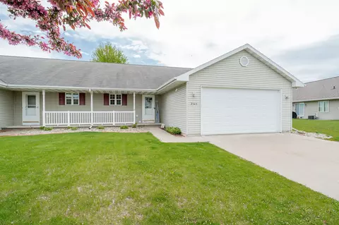 2345 Spring Meadow Dr #2, Neenah, WI 54956