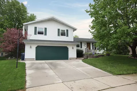 107 Cumberlynn Dr, Fond Du Lac, WI 54935