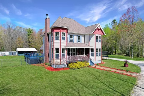 n1462 River Drive, Menominee, MI 49858