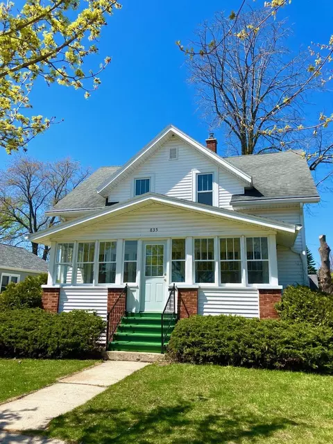 835 Minnesota Ave, North Fond Du Lac, WI 54937
