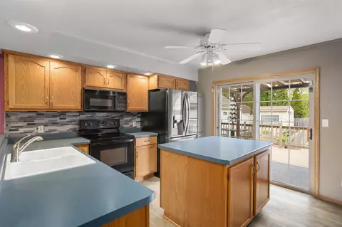 542 N State St, Appleton, WI 54911 photo 9