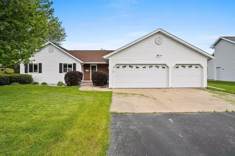 n1266 Thrush Drive, Greenville, WI 54942