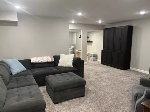 Living - 496 Barbie Ct, Appleton, WI 54915 photo 4 of 4
