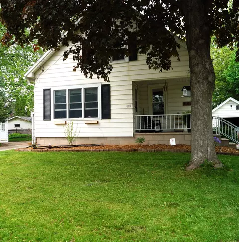 848 Osborn Ave, Oshkosh, WI 54902