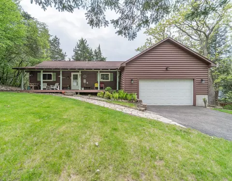 w3073 Orchard Avenue, Green Lake, WI 54941