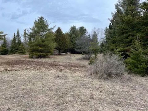 3061 Lake Forest Park Rd, Sturgeon Bay, WI 54235