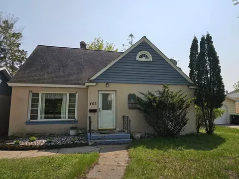 403 W H St, Iron Mountain, MI 49801