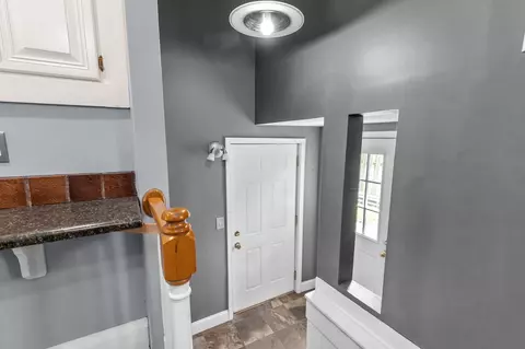 Entry Way - 1424 N Division St, Appleton, WI 54911 photo 2 of 6