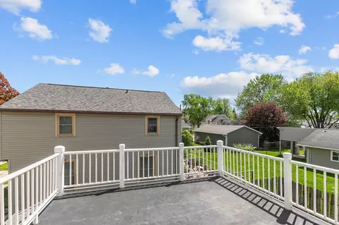Exterior - 1424 N Division St, Appleton, WI 54911 photo 5 of 7