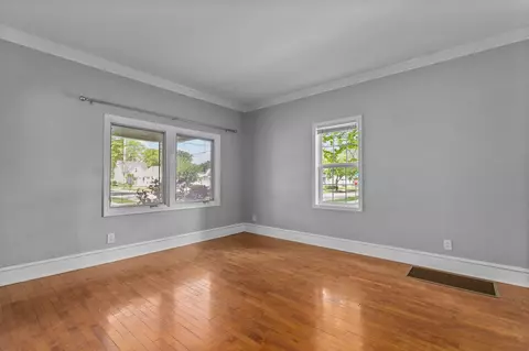 Living - 1424 N Division St, Appleton, WI 54911 photo 2 of 2