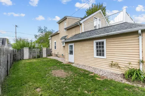 Exterior - 1424 N Division St, Appleton, WI 54911 photo 7 of 7