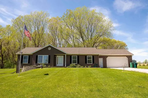 6385 County Road Ii, Larsen, WI 54947