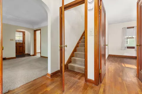 Entry Way - 1904 N Clark St, Appleton, WI 54911 photo 5 of 6