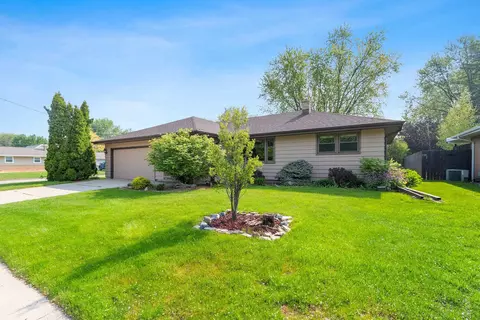 2230 N Mason St, Appleton, WI 54914 photo 3