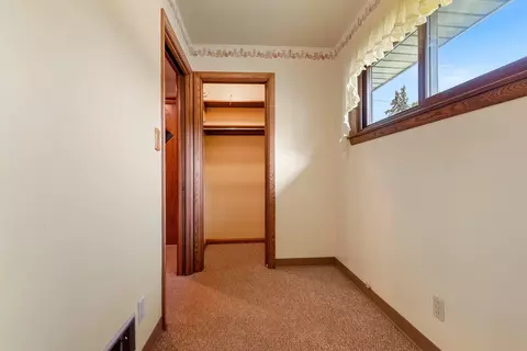 2230 N Mason St, Appleton, WI 54914 photo 23