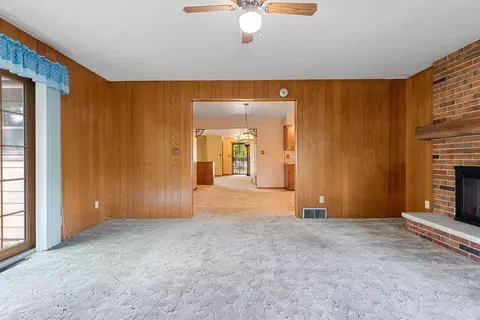 2230 N Mason St, Appleton, WI 54914 photo 15