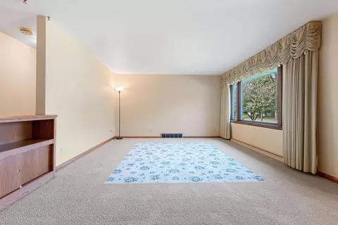 2230 N Mason St, Appleton, WI 54914 photo 8