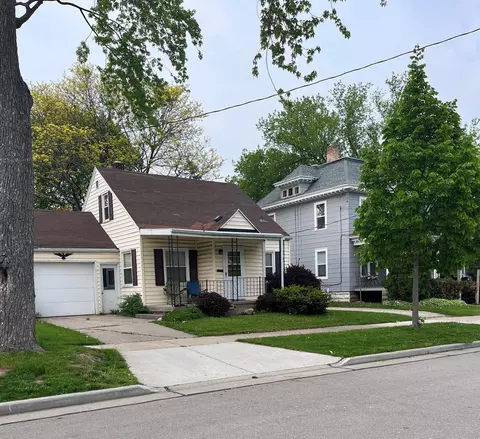 210 E Winnebago St, Appleton, WI 54911