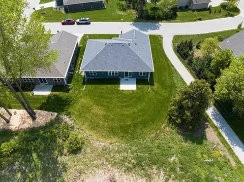 1072 W Cecilia Ct, Appleton, WI 54913 photo 38