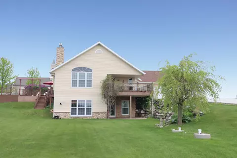n10206 County Road G, New Holstein, WI 53061