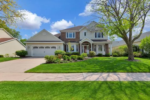 1174 W Cecil St, Neenah, WI 54956