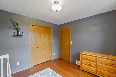 Bedroom - 11 Fiesta Ct, Appleton, WI 54911 photo 2 of 8
