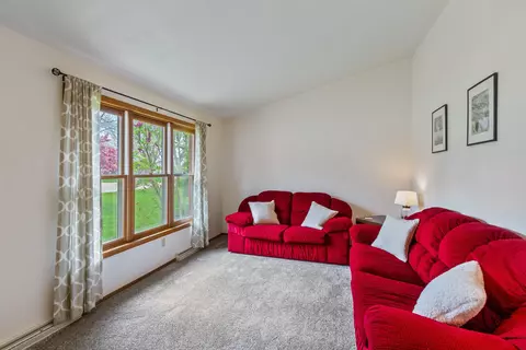 Living - 11 Fiesta Ct, Appleton, WI 54911 photo 1 of 5