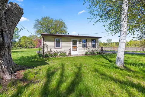 n6597 Wisconsin 187, Shiocton, WI 54170