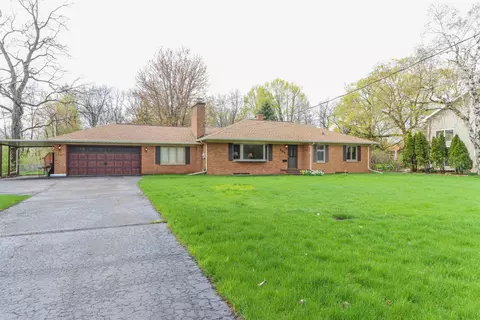 949 Jacobsen Rd, Neenah, WI 54956