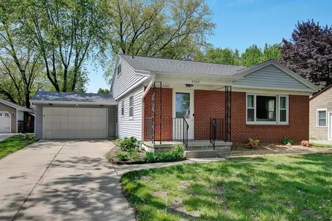 2342 Libal St, Green Bay, WI 54301