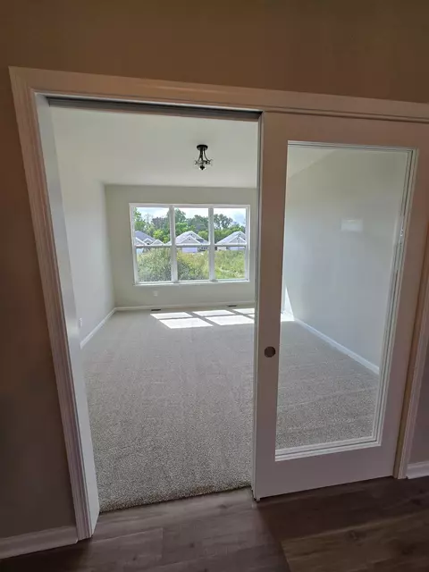 2559 E Baldeagle Dr, Appleton, WI 54913 photo 9