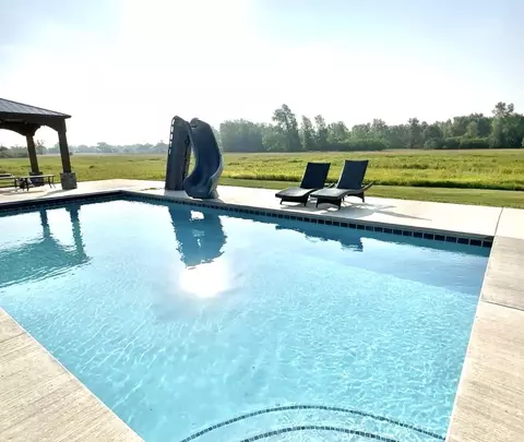 3601 W Warner Estates Dr, Appleton, WI 54913 photo 2