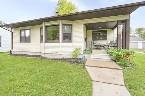 314 S Huron St, De Pere, WI 54115