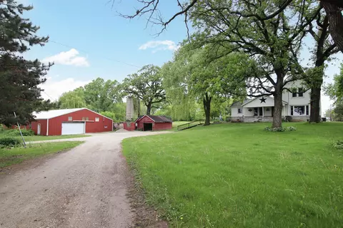 w10611 Konow Road, Rosendale, WI 54974