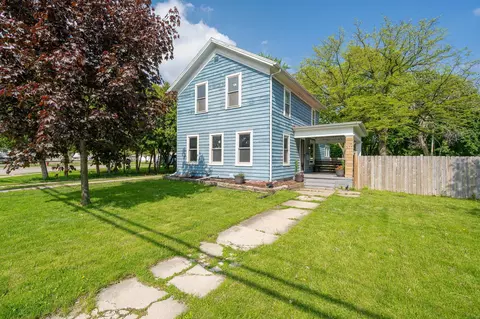 207 Tayco St, Menasha, WI 54952