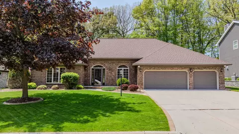 322 Heidelberg Ct, Green Bay, WI 54302