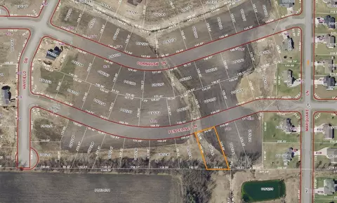 fenceline lane, Omro, WI 54963
