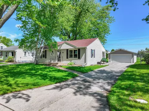 518 Cottage Grove Ave, Green Bay, WI 54304