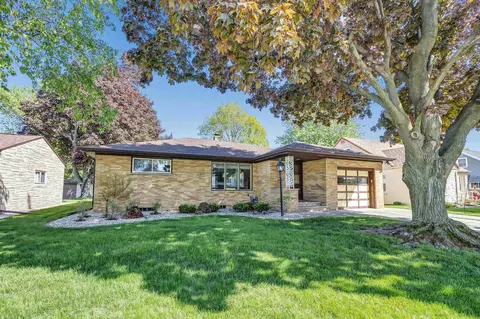 720 Roy Ave, Green Bay, WI 54303