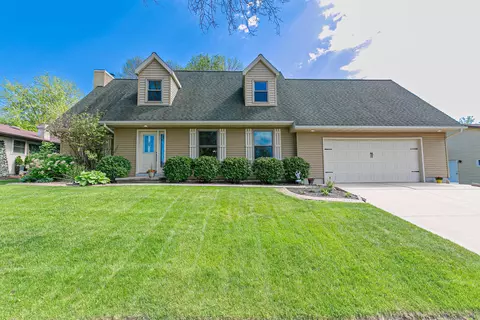 111 W Morningside Dr, Kaukauna, WI 54130