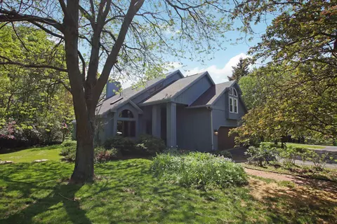 w4616 Overland Trail, Fond Du Lac, WI 54935