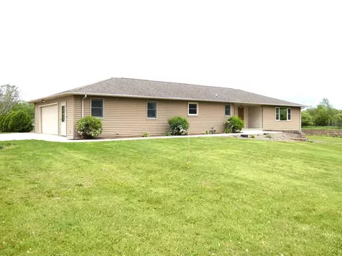 w1350 County Road Ee, Seymour, WI 54165