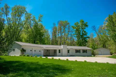 10775 Isaacson Rd, Scandinavia, WI 54977