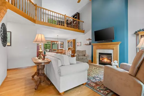 1316 E Keystone Ln, Appleton, WI 54913 photo 8