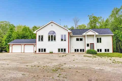 w746 County Road Vv, Seymour, WI 54165