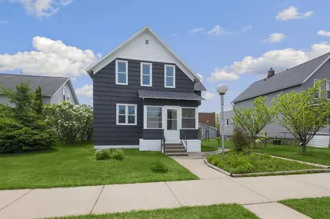 1223 Elizabeth Ave, Marinette, WI 54143