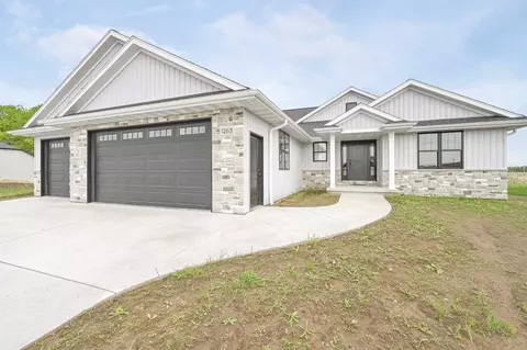 1263 Allen Lee Way, Pulaski, WI 54162